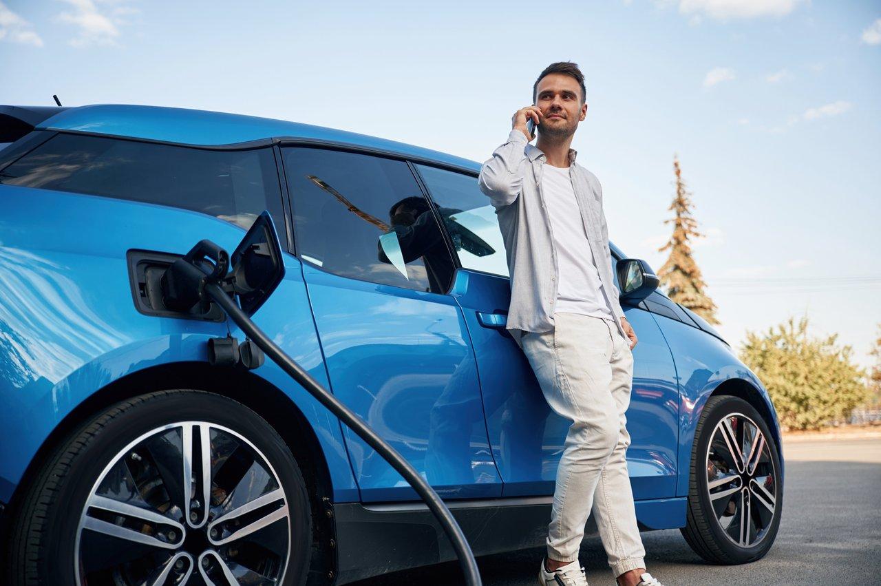Assurance auto pour véhicules électriques : spécificités et garanties essentielles