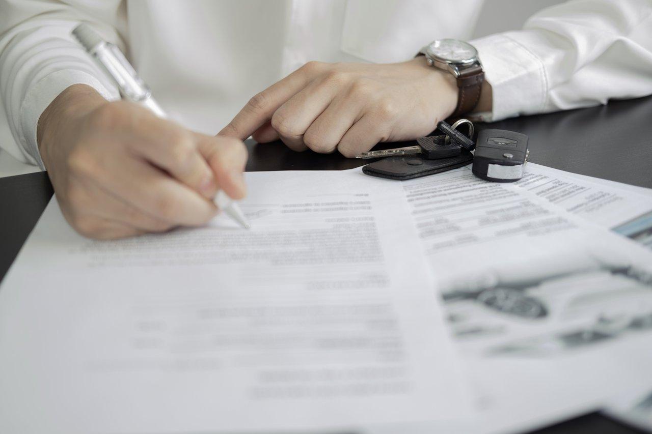 Documents obligatoires pour acheter une voiture à un particulier en France