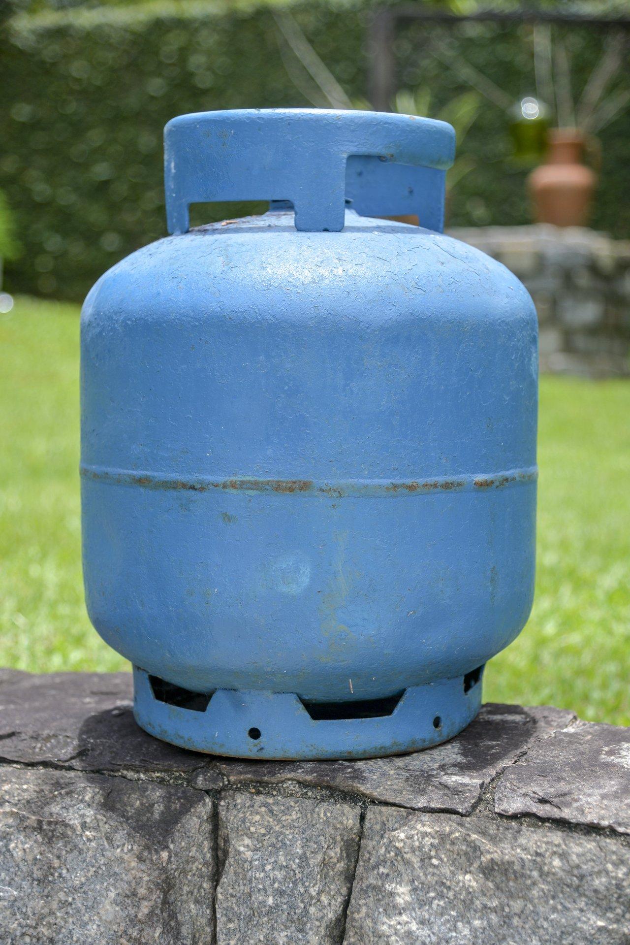 Gestion autonome et sécurisée de l'eau et du gaz en caravane