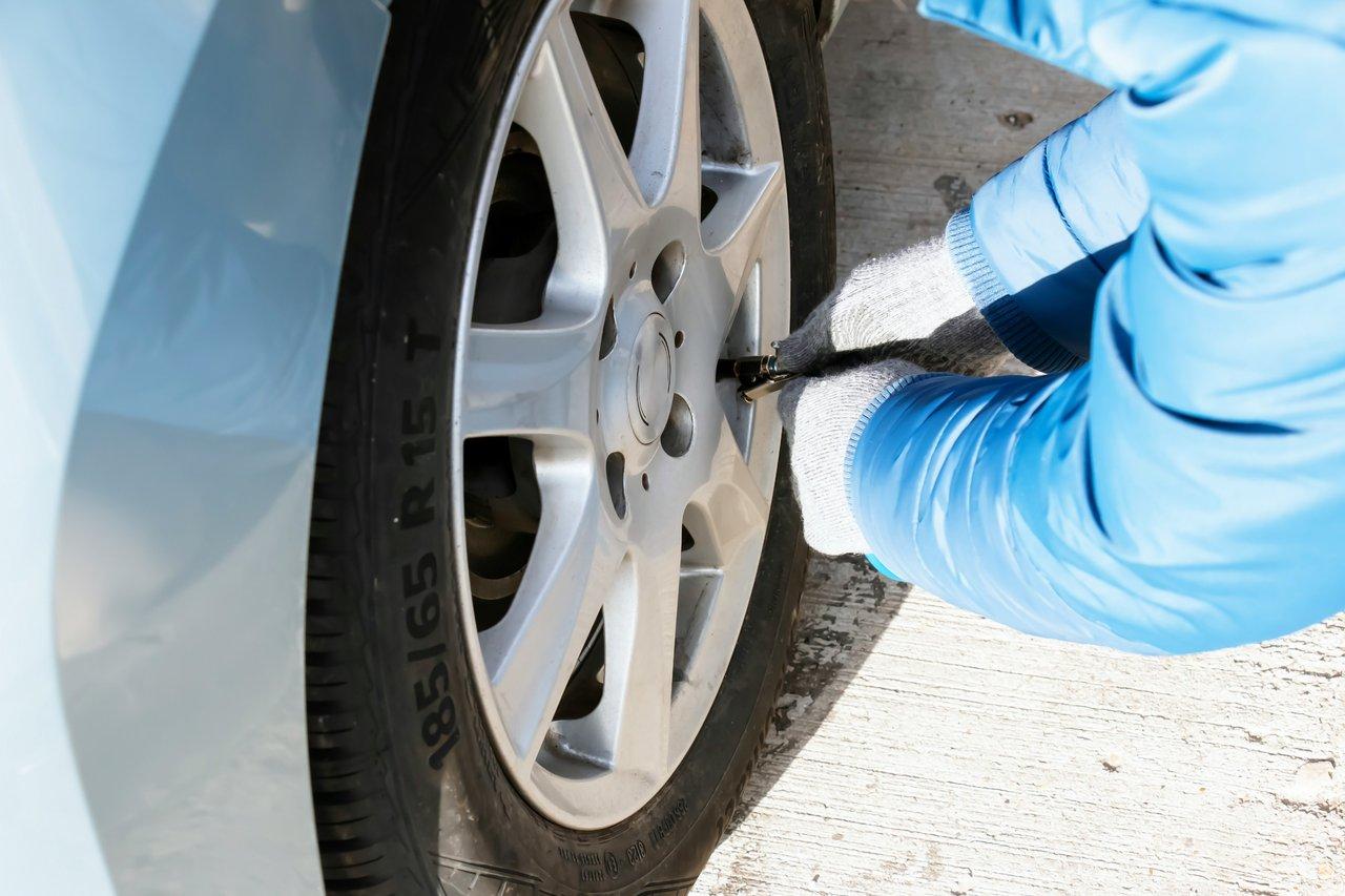Pression, usure et équilibrage : guide complet pour l’entretien optimal des pneus