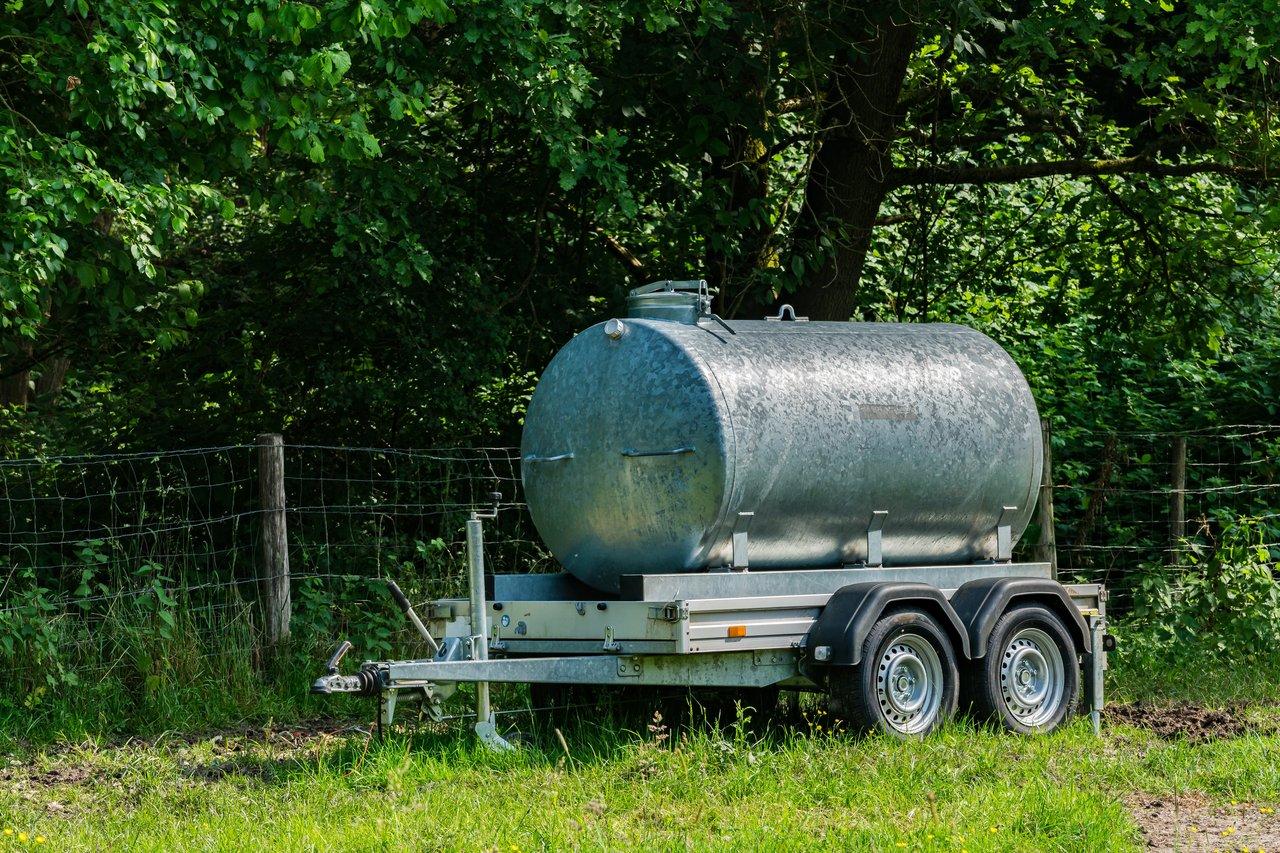Réservoir d’eau gris pour caravane : capacité optimale et entretien simplifié en voyage