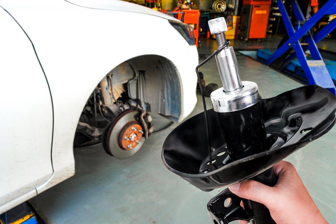 Tarifs de remplacement des amortisseurs arrière Nissan Qashqai : guide complet
