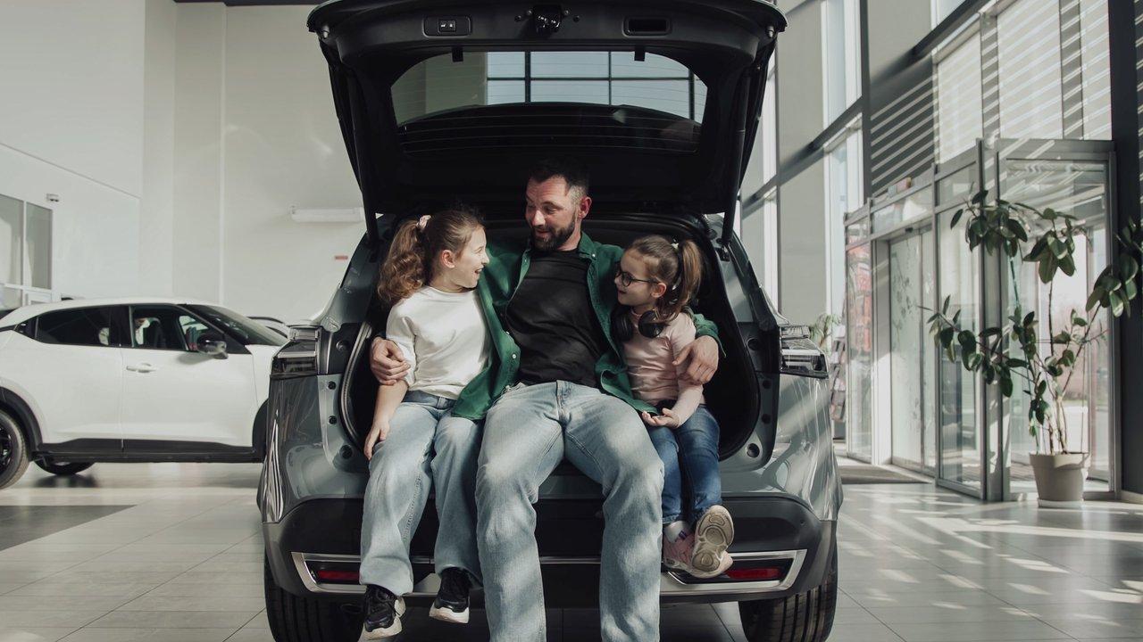 Test Opel Astra Sports Tourer 2025 : Break familial hybride et technologie embarquée