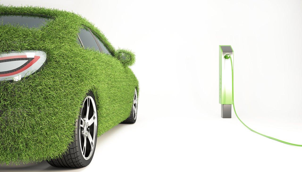 Véhicules électriques : avantages, inconvénients et retours d’expérience des premiers utilisateurs
