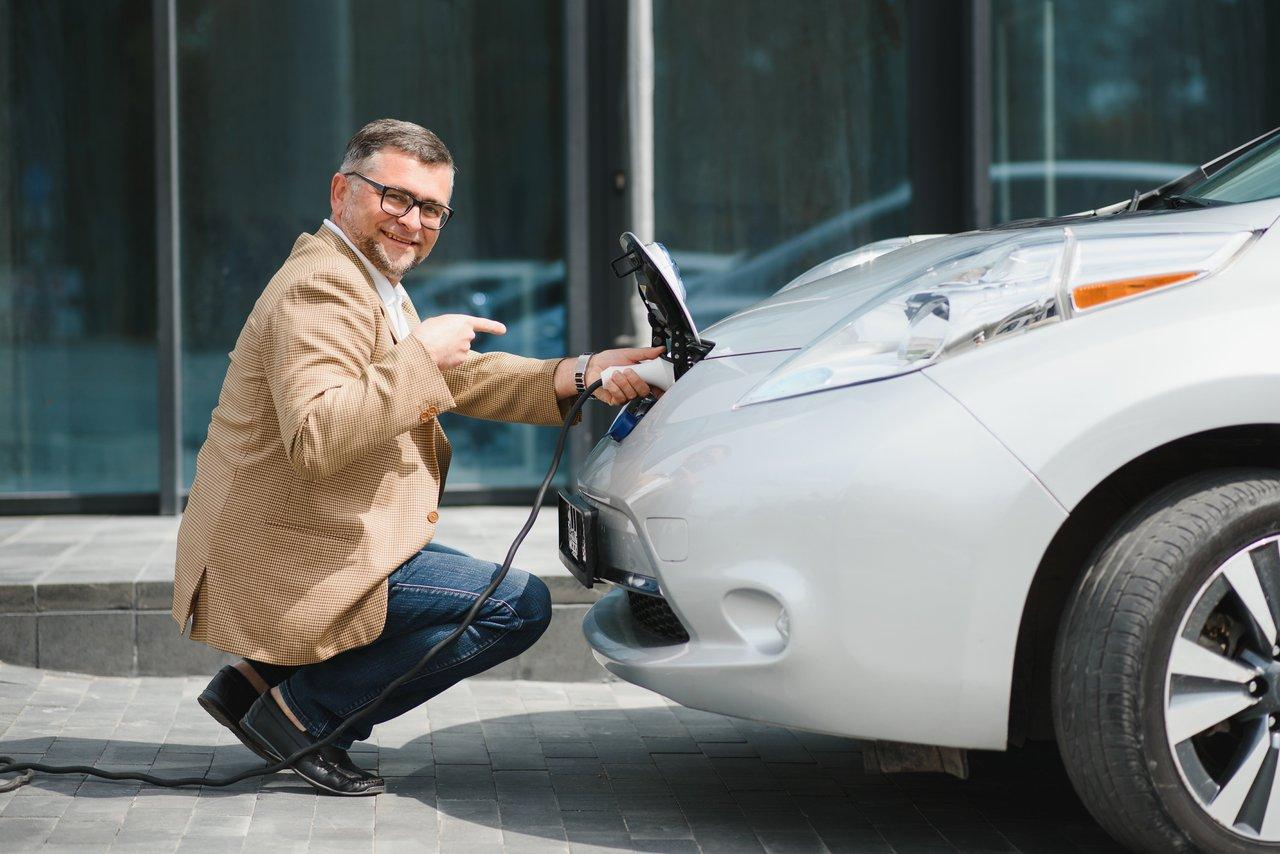 Véhicules électriques d’occasion : choisir un modèle fiable pour une mobilité responsable
