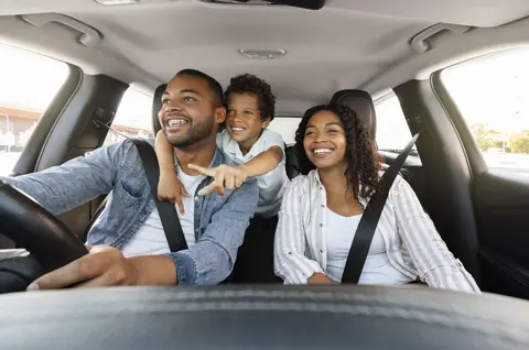 Assurance auto familiale : critères essentiels pour une protection optimale