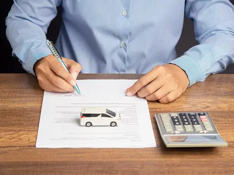 Assurance automobile et résiliation : droits, procédures et cas spécifiques