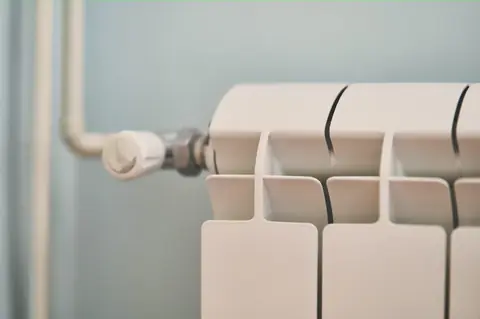 Choisir le bon chauffage pour caravane ou camping-car : gaz, diesel ou hybride