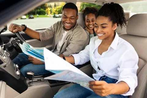 Co-voiturage et autopartage : leviers efficaces pour réduire l’empreinte carbone en ville