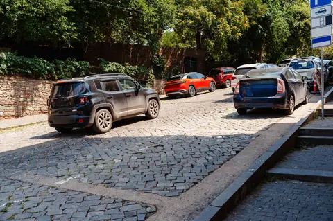 SUV compacts urbains 2026 : les 7 meilleurs modèles essence et hybrides au meilleur rapport qualité-prix
