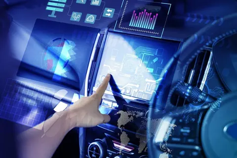 Comparatif des technologies d’aide à la conduite : différences selon marques et modèles en 2025