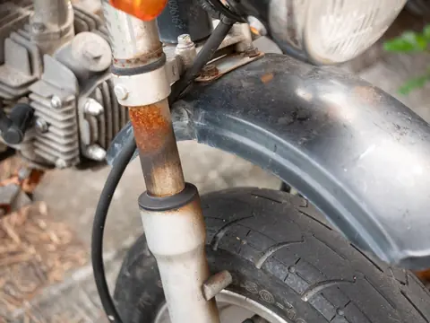 Guide d’achat : vérifications essentielles avant d’acquérir une moto d’occasion