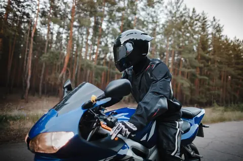 Intercom moto avec caméra intégrée : le bon choix high-tech pour 2026