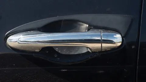 Meilleur kit de protection anti-rayures poignées portière : efficacité, prix, pose