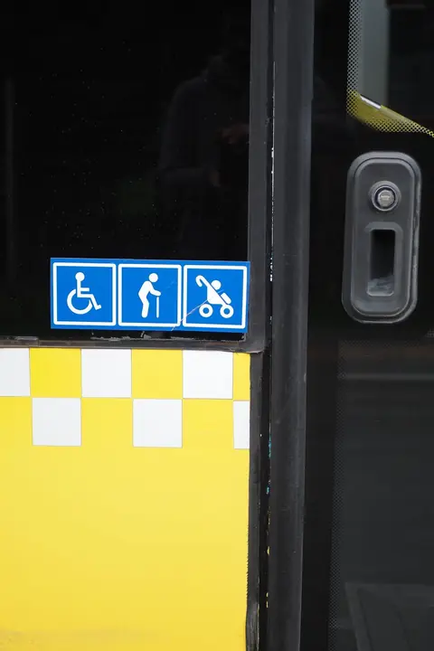 Mobilité inclusive : repenser l’accessibilité urbaine pour tous