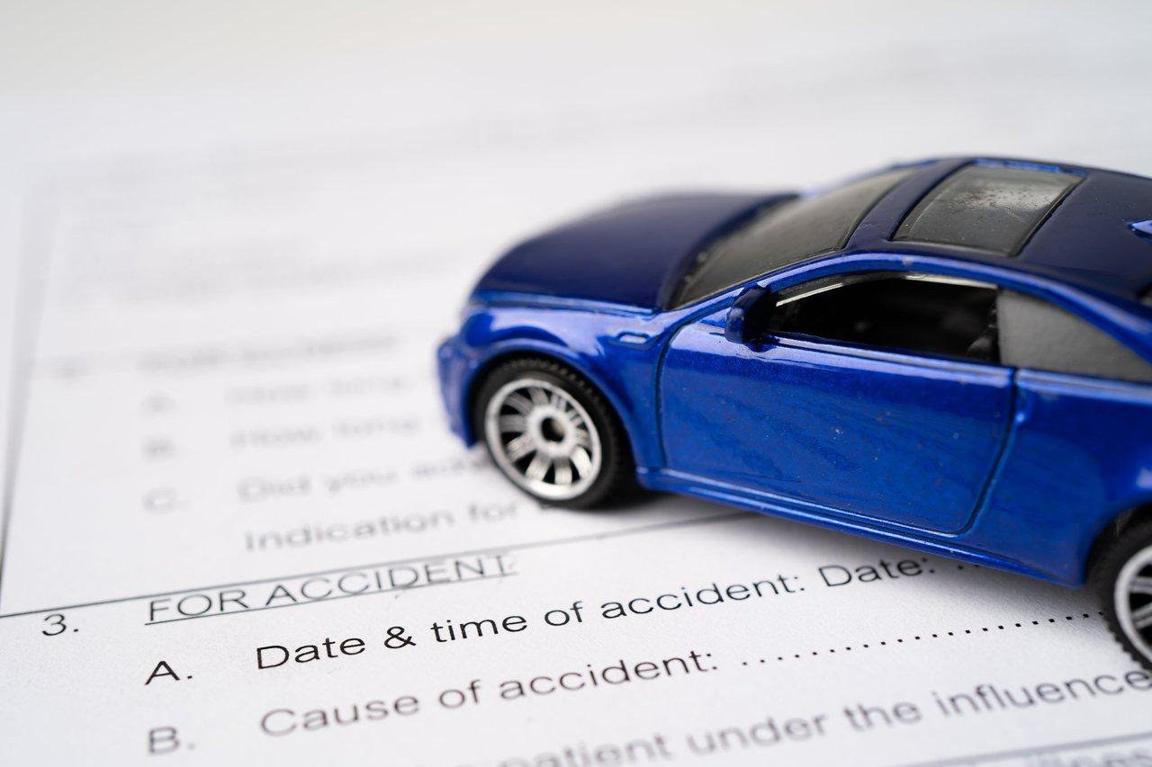 Comparatif des primes d'assurance auto selon profil conducteur pour mieux gérer son budget en 2025.