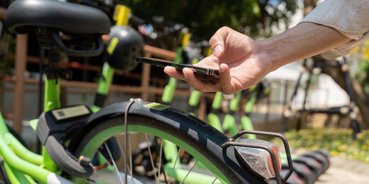 Schéma illustrant le paiement du forfait mobilité durable pour une mobilité éco-responsable en 2025